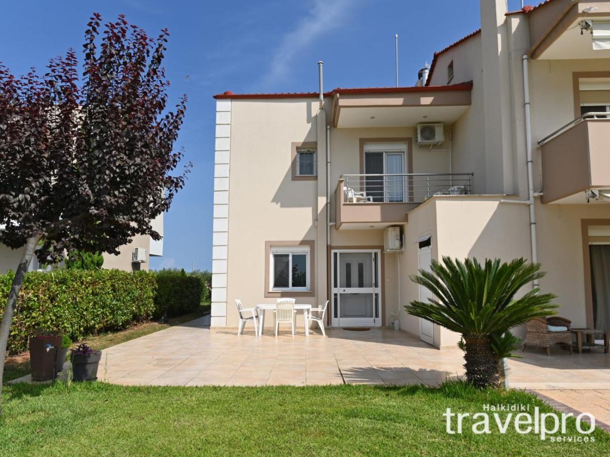 Villa Iris By Rentalspro Services - Agios Mamas Beach Buitenkant foto