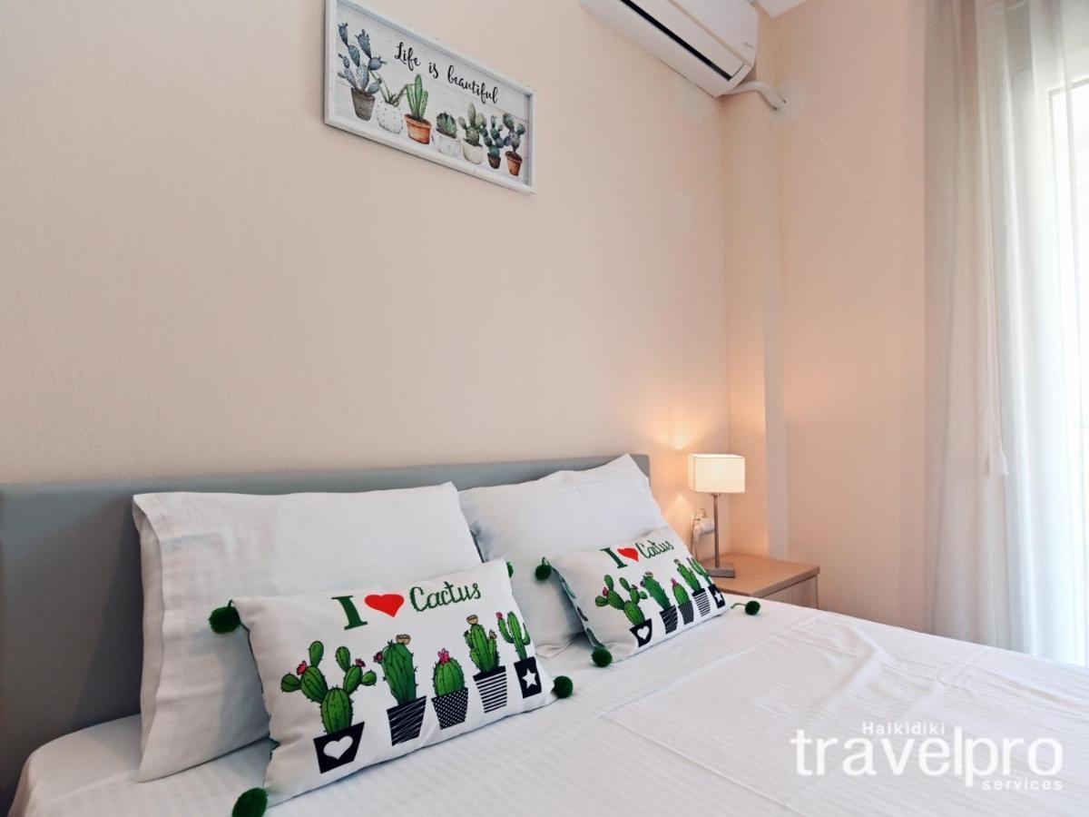 Villa Iris By Rentalspro Services - Agios Mamas Beach Buitenkant foto