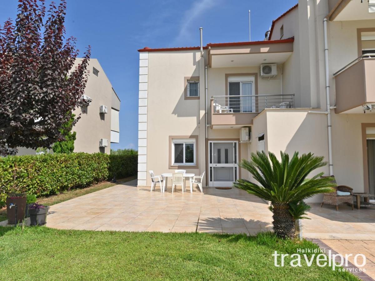 Villa Iris By Rentalspro Services - Agios Mamas Beach Buitenkant foto