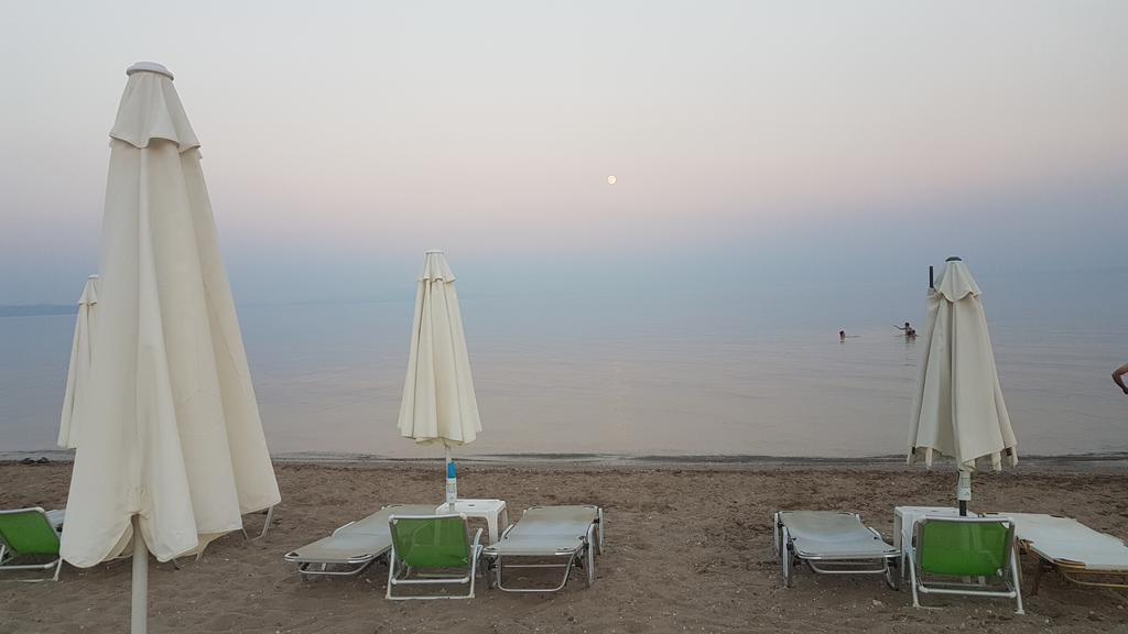 Villa Iris By Rentalspro Services - Agios Mamas Beach Buitenkant foto