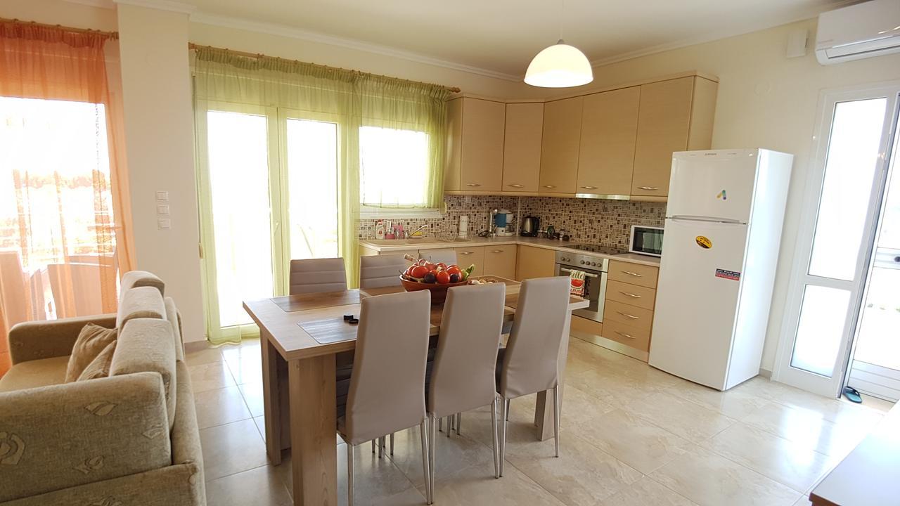 Villa Iris By Rentalspro Services - Agios Mamas Beach Buitenkant foto